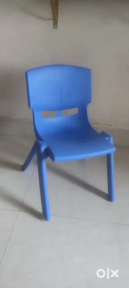Children Kids Chair like new, scratchless