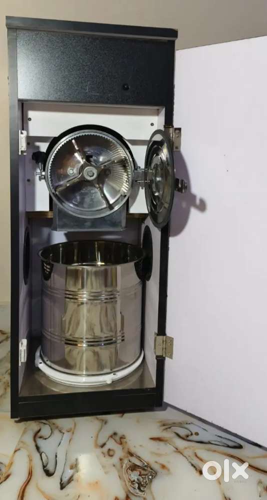 Wheat grinder machine