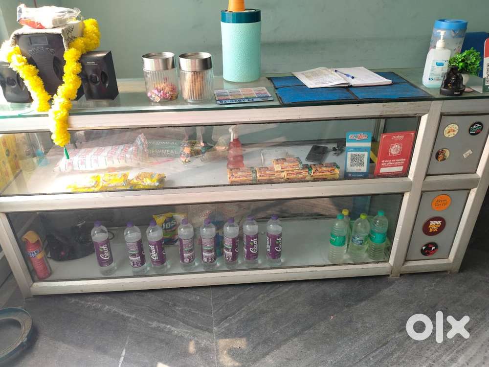 Shop counter