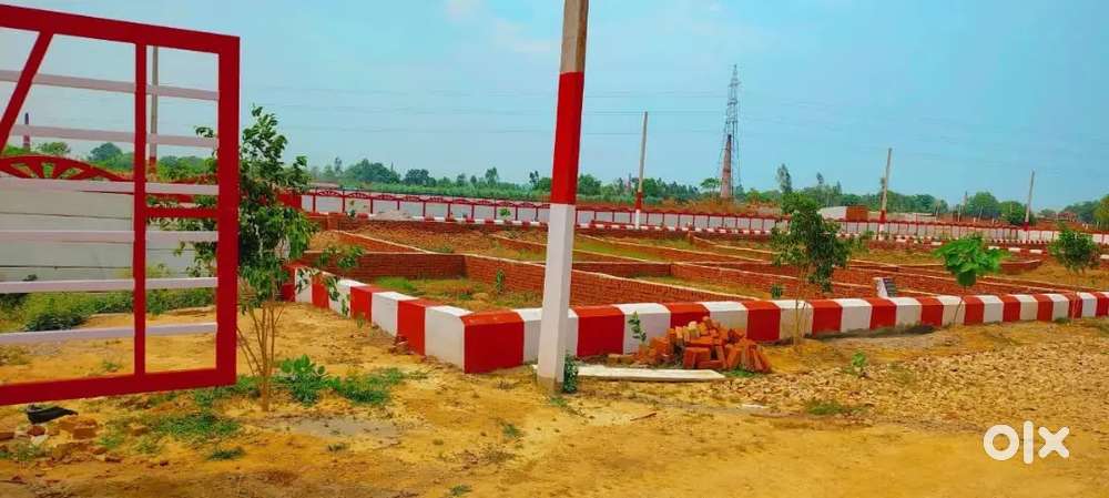 लखनऊ में सुल्तानपुर हाइवे गोसाईगंज के पास आवासीय प्लॉट