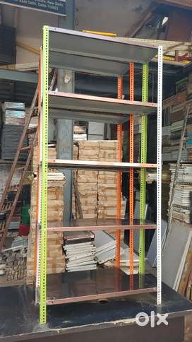 Sloted angle rack