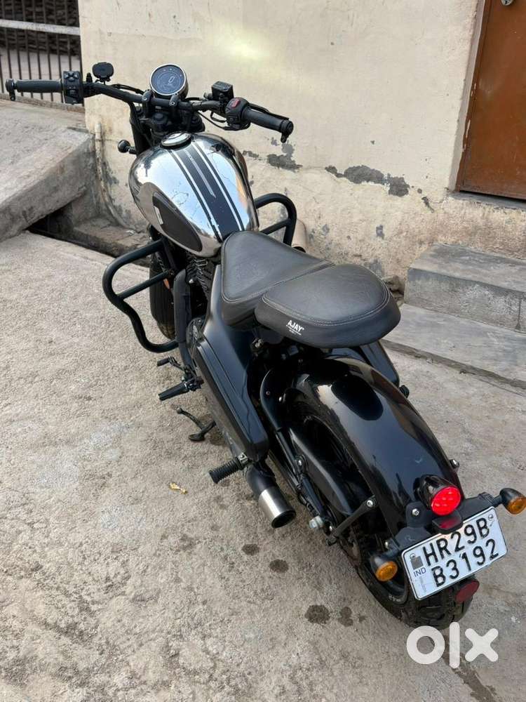 jawa bobber 42 crome 7500 km drive