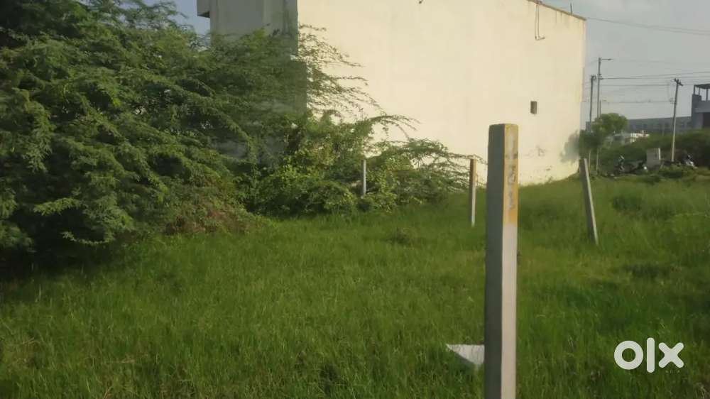 Surapet Vellamaal School Behind 24 feet road Good location