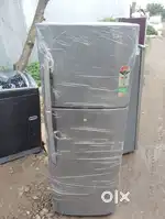 DOUBLE DOOR FRIDGE AVAILABLE FOR SALE