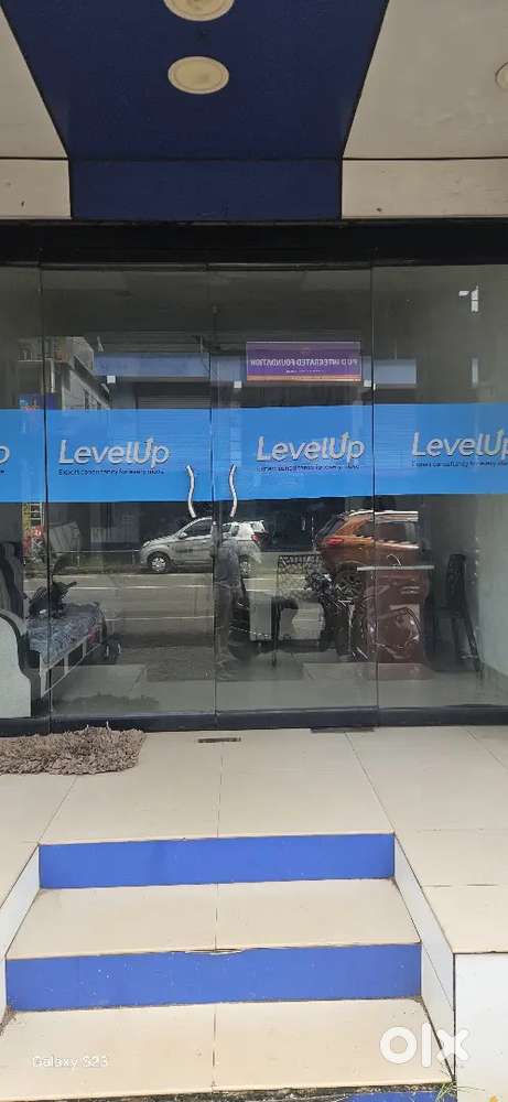 Travel and tours job in adoor females only