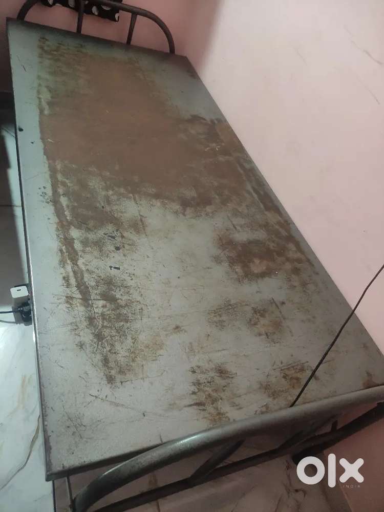 SINGLE FOLDABLE BED 6ft*3ft