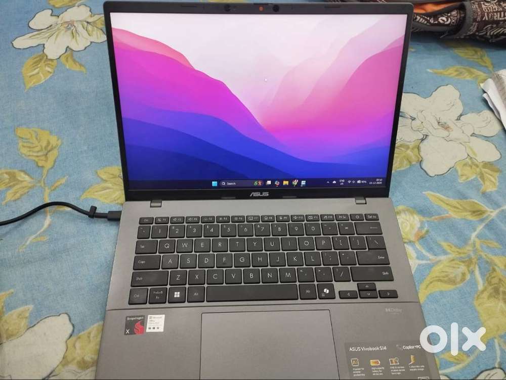 ASUS Vivobook S14 (2025) with Office 2024