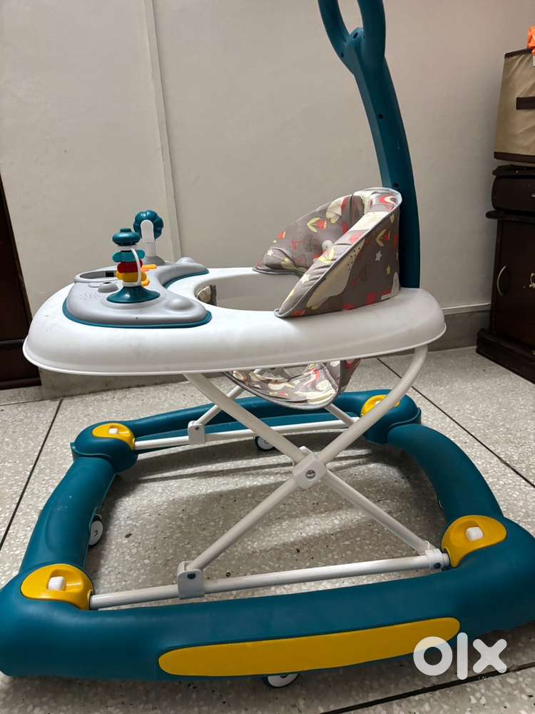 Musical Activity Walker With Parent Rod (Blue)