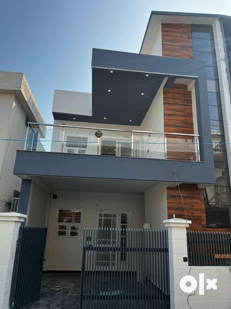 4 BHK premium duplex villa for sale at laxman chowk dehradun