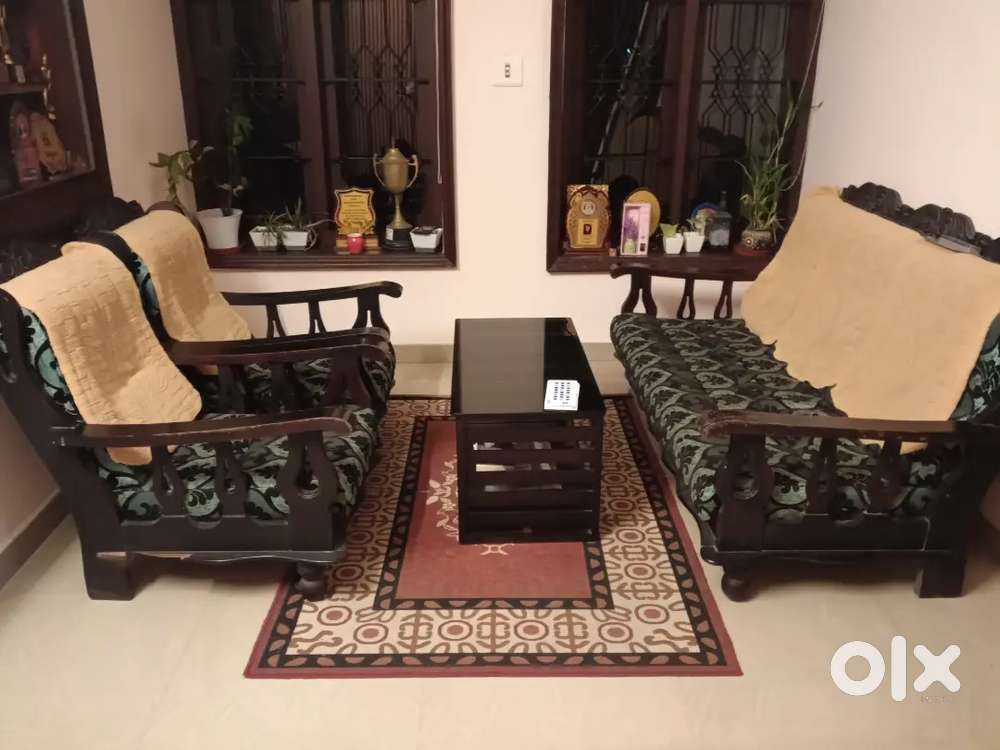 Sofa set 3 seater + 2 single seater