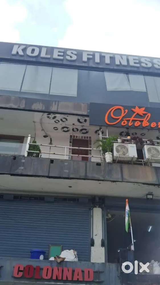 Commercial floor for sale canal Road