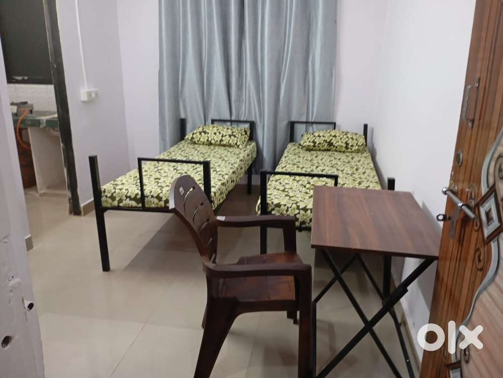 Studio apt for rent sect 20 airoli (no brokrage)
