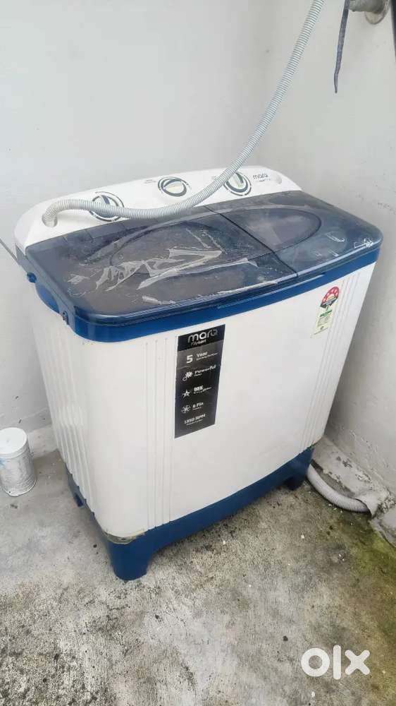 Minimal used semi Auto Washing machine for sale
