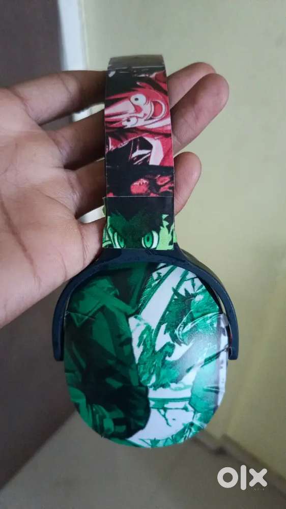 Original AntESports controller worth 2000 and trigger headphone 2000