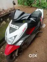 Yamaha ray zr
