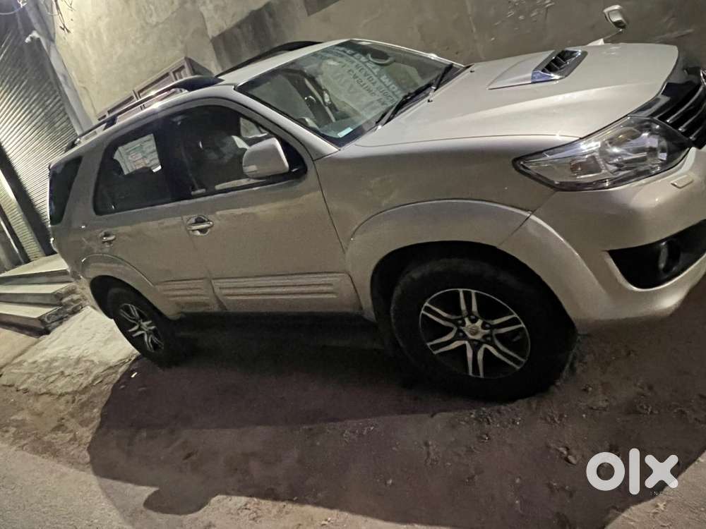 Toyota Fortuner 2014 Diesel 121000 Km Driven