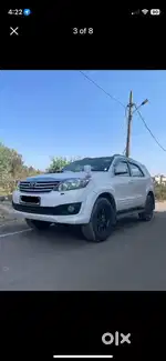 Toyota Fortuner 4×4 MT