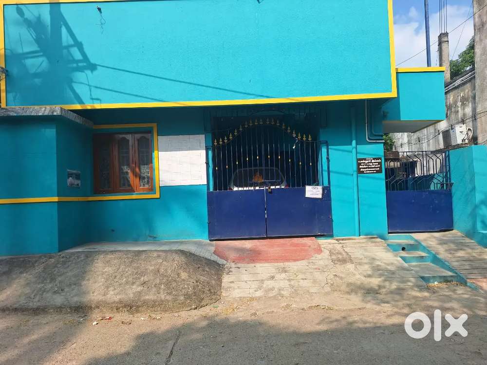 Individual house ideal for family in thirumullaivoyal.