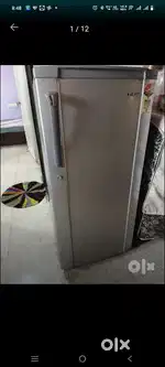 Croma fridge