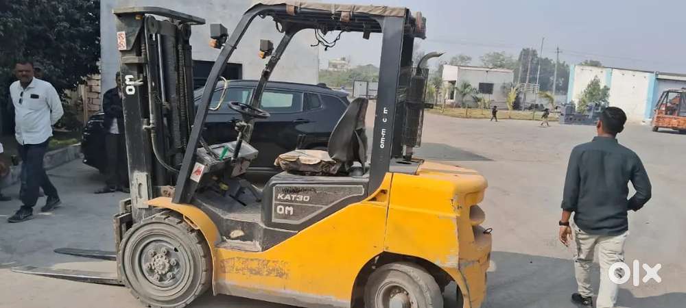 Forklift Om brand 3 ton capacity