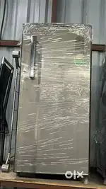 SINGLE DOOR FRIDGE AVAILABLE FOR SALE.