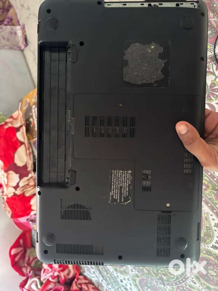 Toshiba laptop with free keyboard and mouse