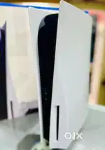 Console PS5 available for sale