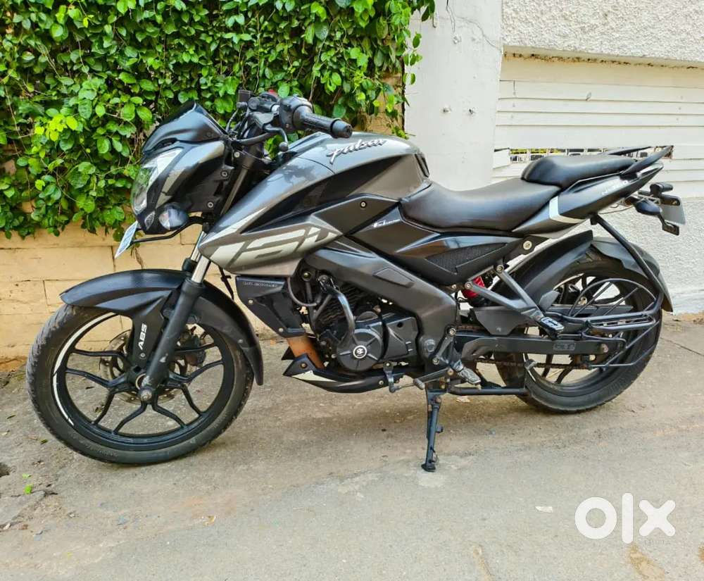 2023-MODEL 
PULSAR NS 160 BIKE 
SHOWROOM CONDITION 
23000 KM
