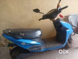 Electric scooty
