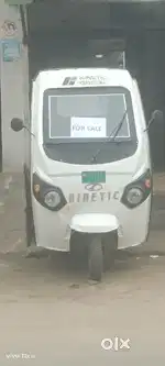 KINETIC GREEN E AUTO