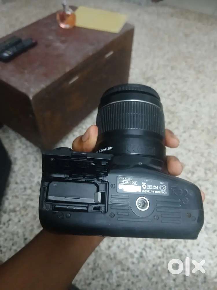 Cannon eos 1100d for sale on good condition gud rate