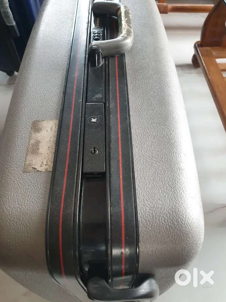 Suitcase Aristocrat used