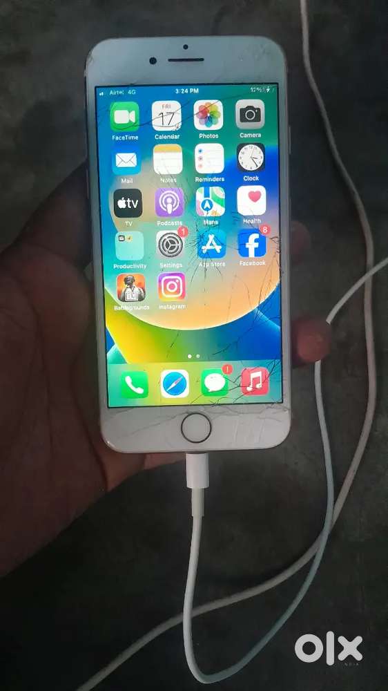 I phone 8 (64GB)