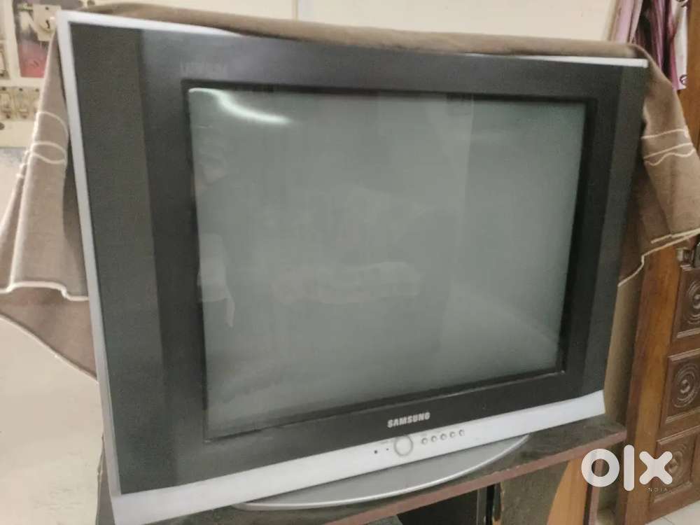 Samsung UltraSlim CRT Television – Good Working Condition