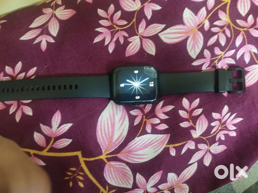 Noise smart watch