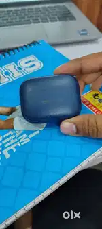 Realme earbuds blue colour 3 months old touch sense fully working