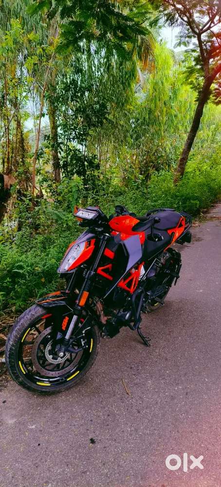KTM 390 2023