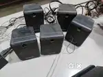 Audi system with speakers