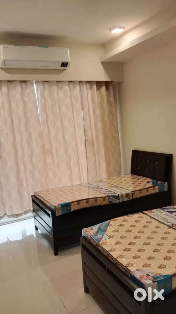 Owner pg paying guest cleaning wifi gas free with huge balcony Andheri