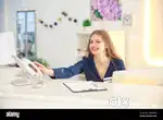 Urgent Hiring office staff female qpply