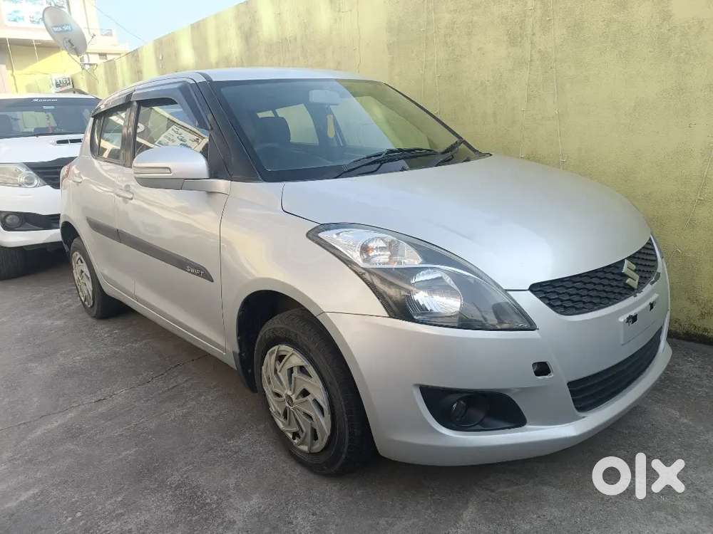 Maruti Suzuki Swift vxi .2017 Petrol Well Maintained