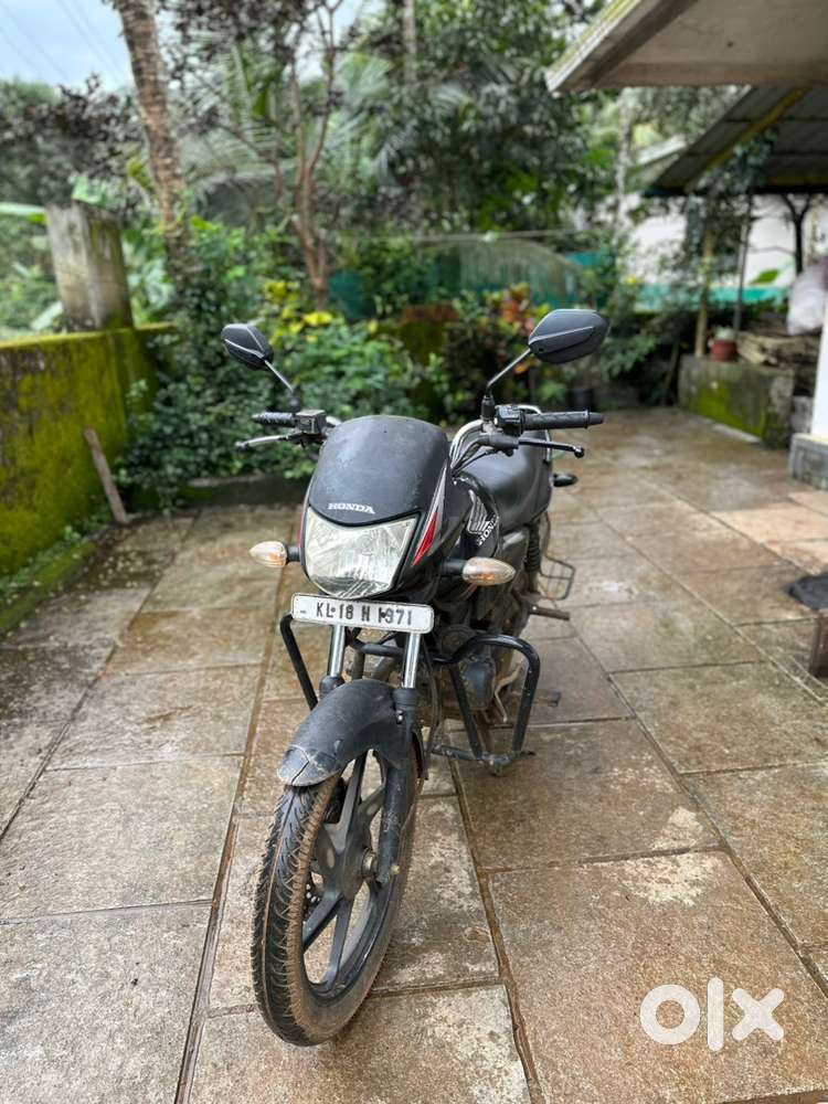 New battery,clutch plate,sprocket,new tyre,timing chain,meter working