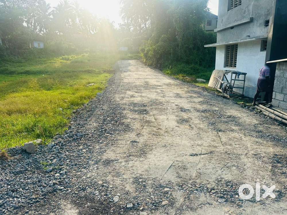 Residential plot at Urgent sale