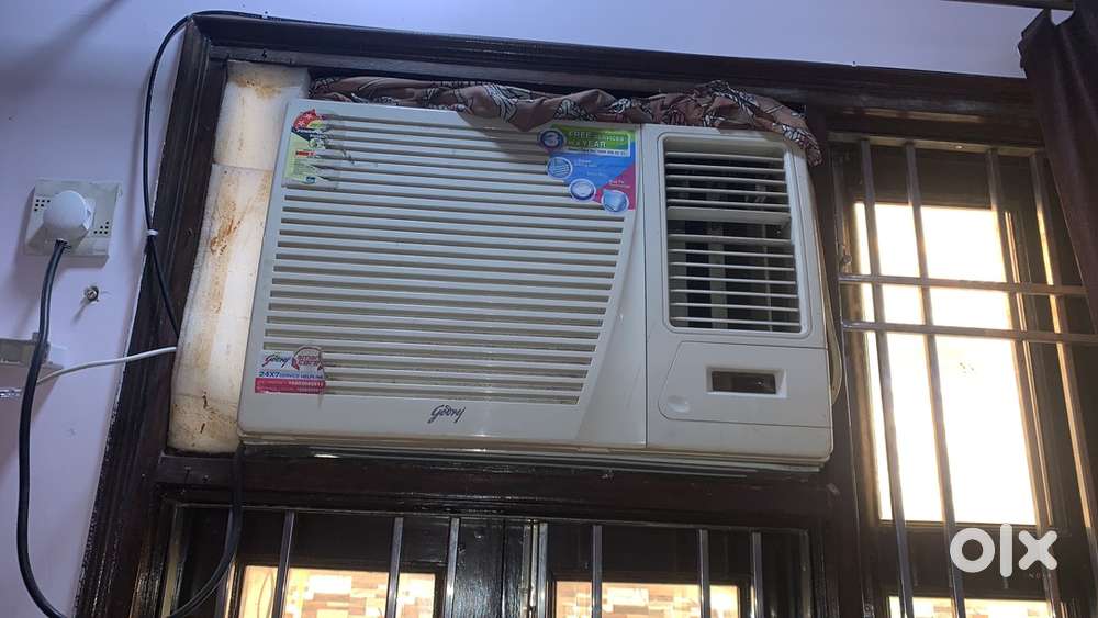 Hp laptop with charger and bill