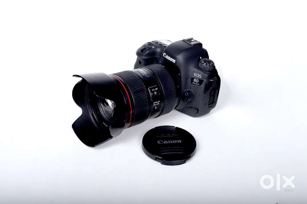 6D MARK II BODY WITH 24-105mm USM Lens