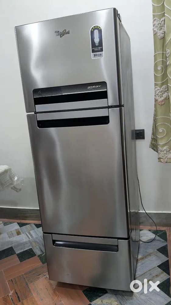 Whirpool 235L Frost free triple door Refrigerator