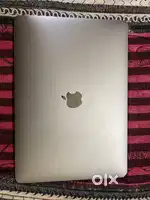 Macbook pro m1 8/512 with bill and charger.