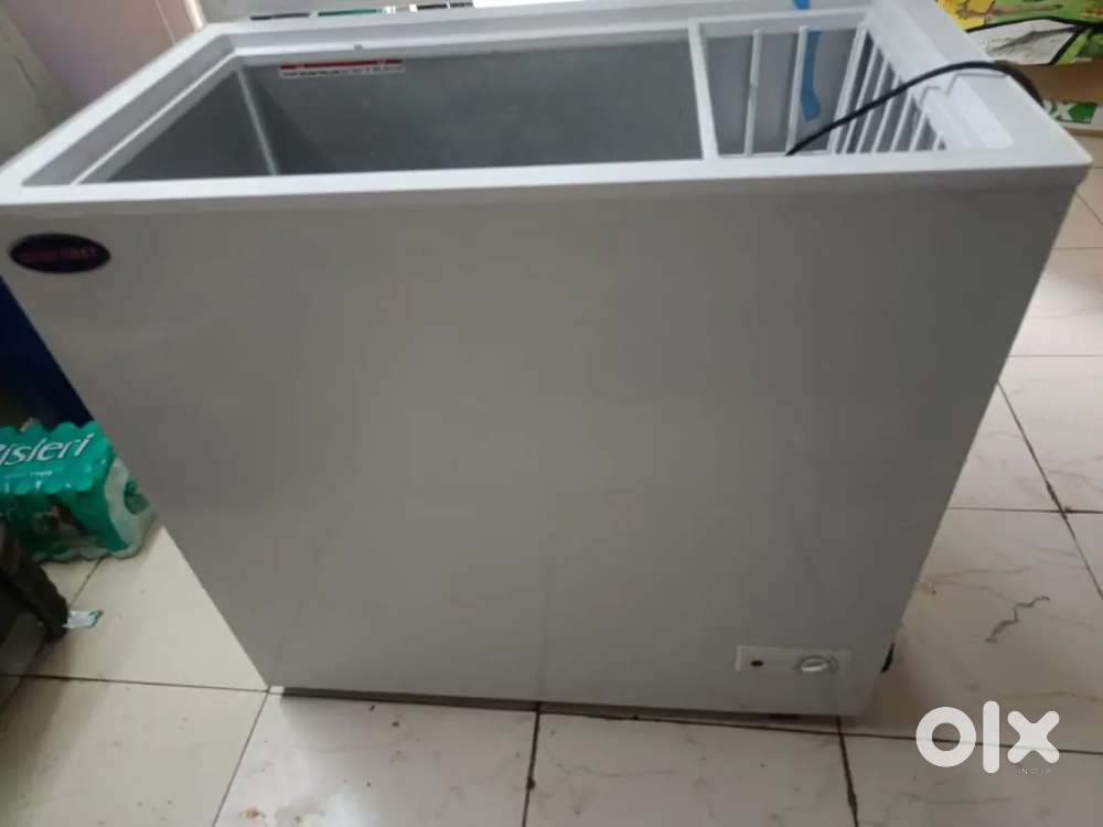 Deep freezer 200 ltr.