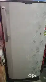 Fridge with compressor fault