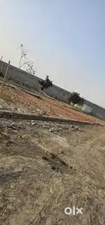 HCL city se kuchh hi duri par outer Ring road se laga plot